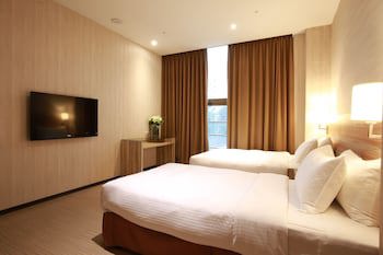 Highness Hotel