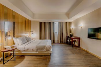 Highness Hotel