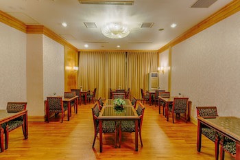 Highness Hotel