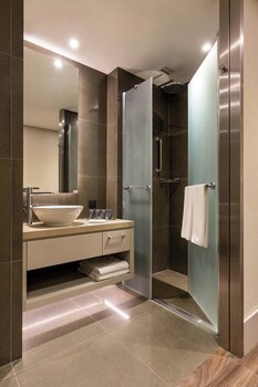 Ac Hotel Istanbul Macka
