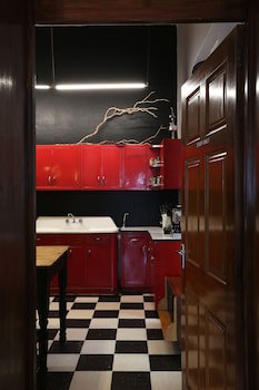 El Patio 77