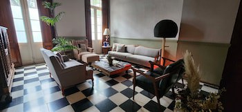 El Patio 77