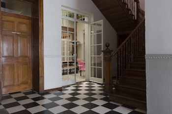 El Patio 77