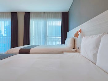 Gyeongpo Soo Hotel