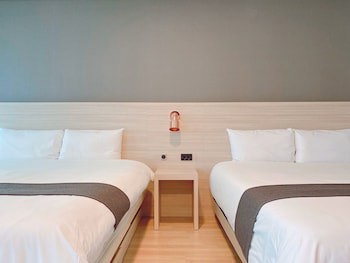 Gyeongpo Soo Hotel
