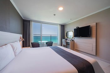Gyeongpo Soo Hotel