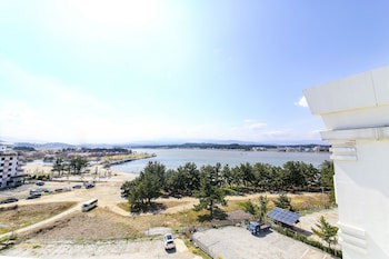 Gyeongpo Soo Hotel