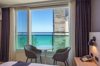 Gyeongpo Soo Hotel