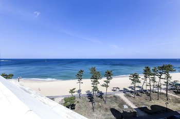 Gyeongpo Soo Hotel