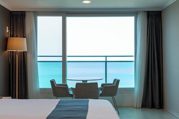 Gyeongpo Soo Hotel