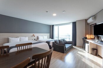 Gyeongpo Soo Hotel