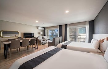 Gyeongpo Soo Hotel