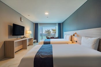 Gyeongpo Soo Hotel