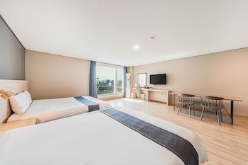 Gyeongpo Soo Hotel
