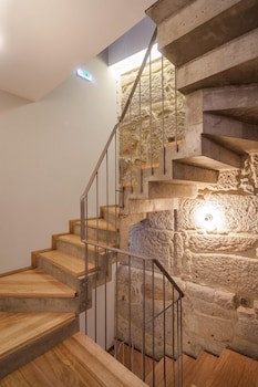 1872 River House By Olivia