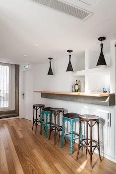1872 River House By Olivia