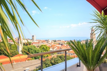 Cornaro Hotel