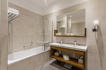 Cornaro Hotel