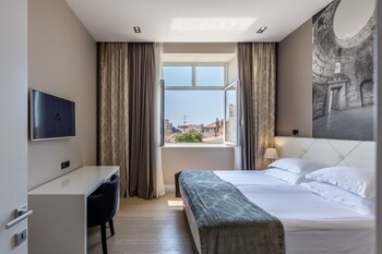 Cornaro Hotel