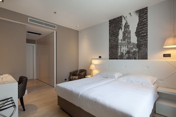 Cornaro Hotel