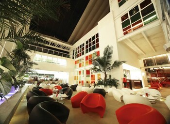 Now Hotel