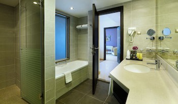Armada Avenue Hotel