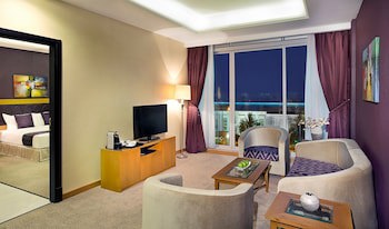 Armada Avenue Hotel