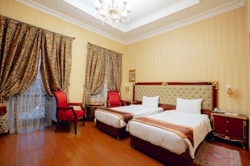 Shah Palace Luxury Museum Hotel