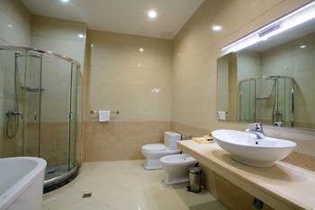 Shah Palace Luxury Museum Hotel