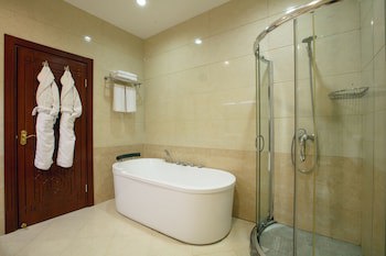 Shah Palace Luxury Museum Hotel