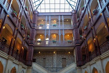 Shah Palace Luxury Museum Hotel
