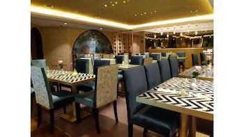 Lotus Grand Hotel galeri fotoğrafı