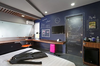Berry Biz Hotel Powered By Archipelago