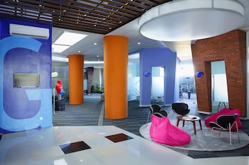 Berry Biz Hotel Powered By Archipelago