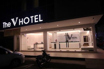 The V Hotel
