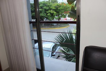 Grand City Hotel - Near Market 28