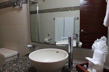 Grand City Hotel - Near Market 28