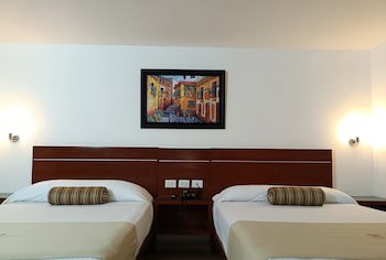 Grand City Hotel - Near Market 28