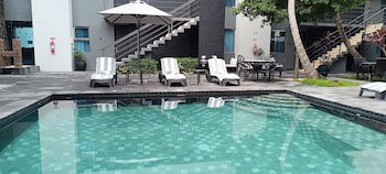 Grand City Hotel - Near Market 28