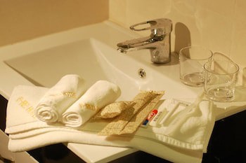 Ernes Hotel