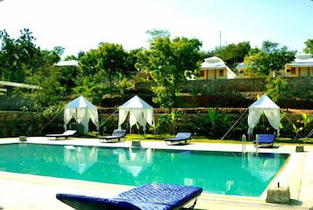 Aravali Silence Lakend Resorts & Adventures