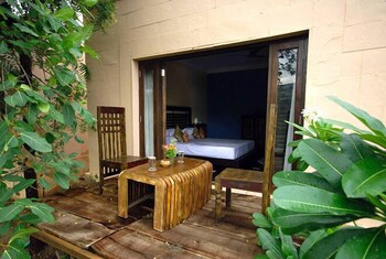 Aravali Silence Lakend Resorts & Adventures