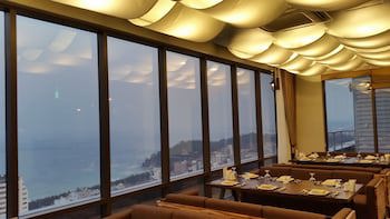 Hyunjin Tourist Hotel