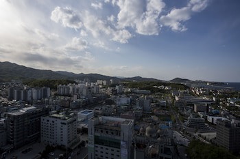 Hyunjin Tourist Hotel