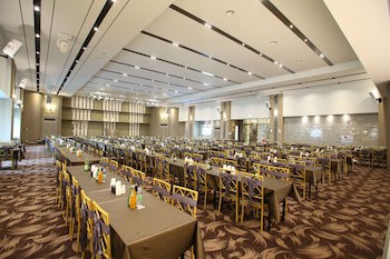Hyunjin Tourist Hotel