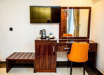 Fritz Apartments And Suites