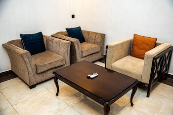 Fritz Apartments And Suites