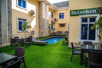 Fritz Apartments And Suites