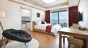 Familia Hotel Jeju