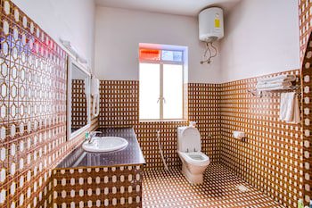Tembo House Hotel
